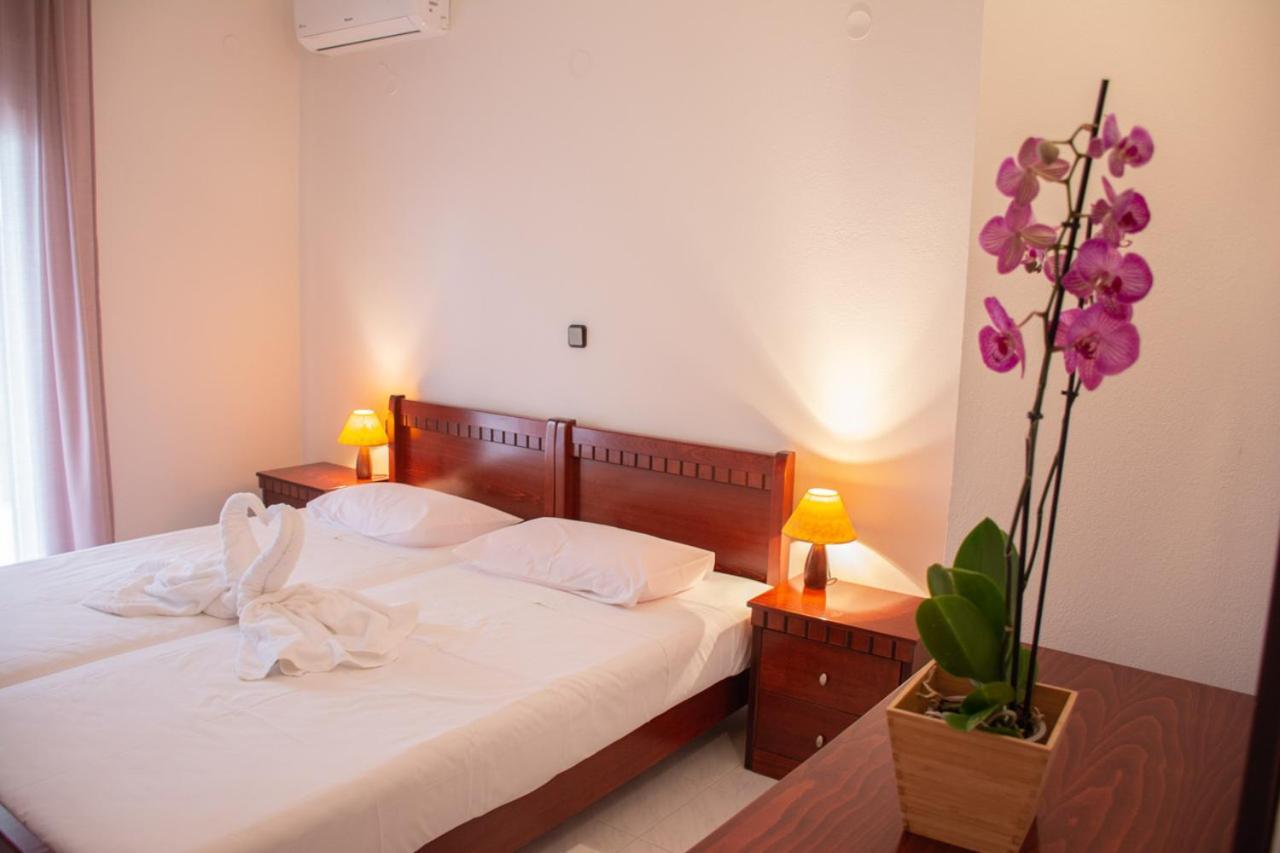 Mokos Rooms Perdhika Exteriör bild
